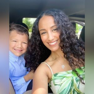 Meet your Posher, Nora